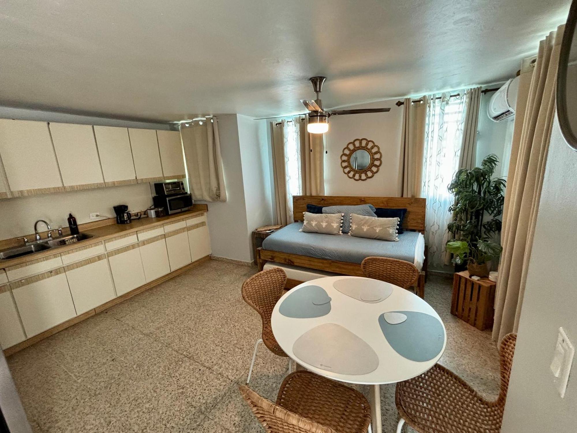Bee Inn Puerto Rico Charming Urban Apartment In San Juan Eksteriør bilde